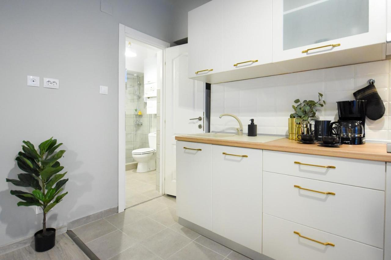 Urban Adventure For Two Appartement Boekarest Buitenkant foto
